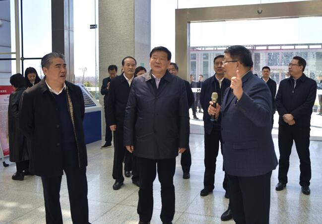 省委书记娄勤俭莅临塞班岛线路检测中心药业视察调研